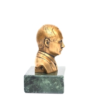Бюст путина