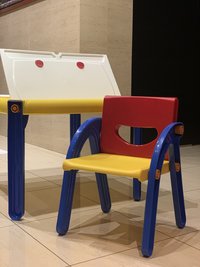 Детский развивающий стол