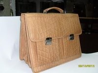 Портфели деловые из натуральной кожи