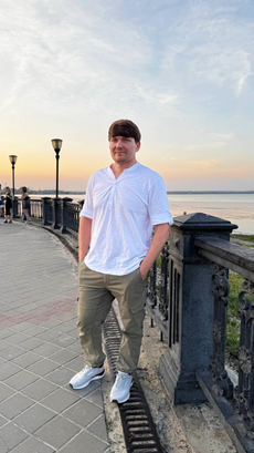 Павел Колесников